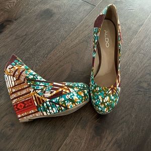 Aldo wedges